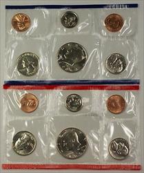 1968 P&D United States 10 Coin BU Mint Set with 40% Silver Half Dollar as Issued